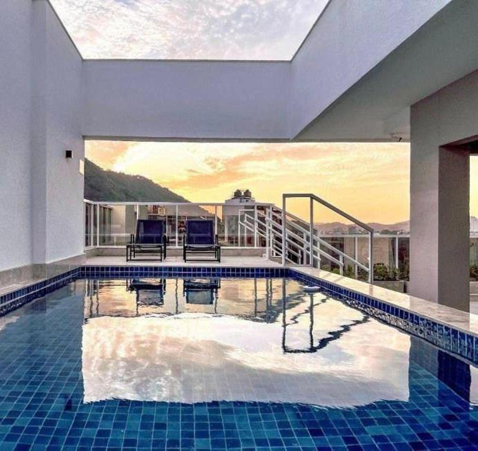 Astral Piscina Coz Completa